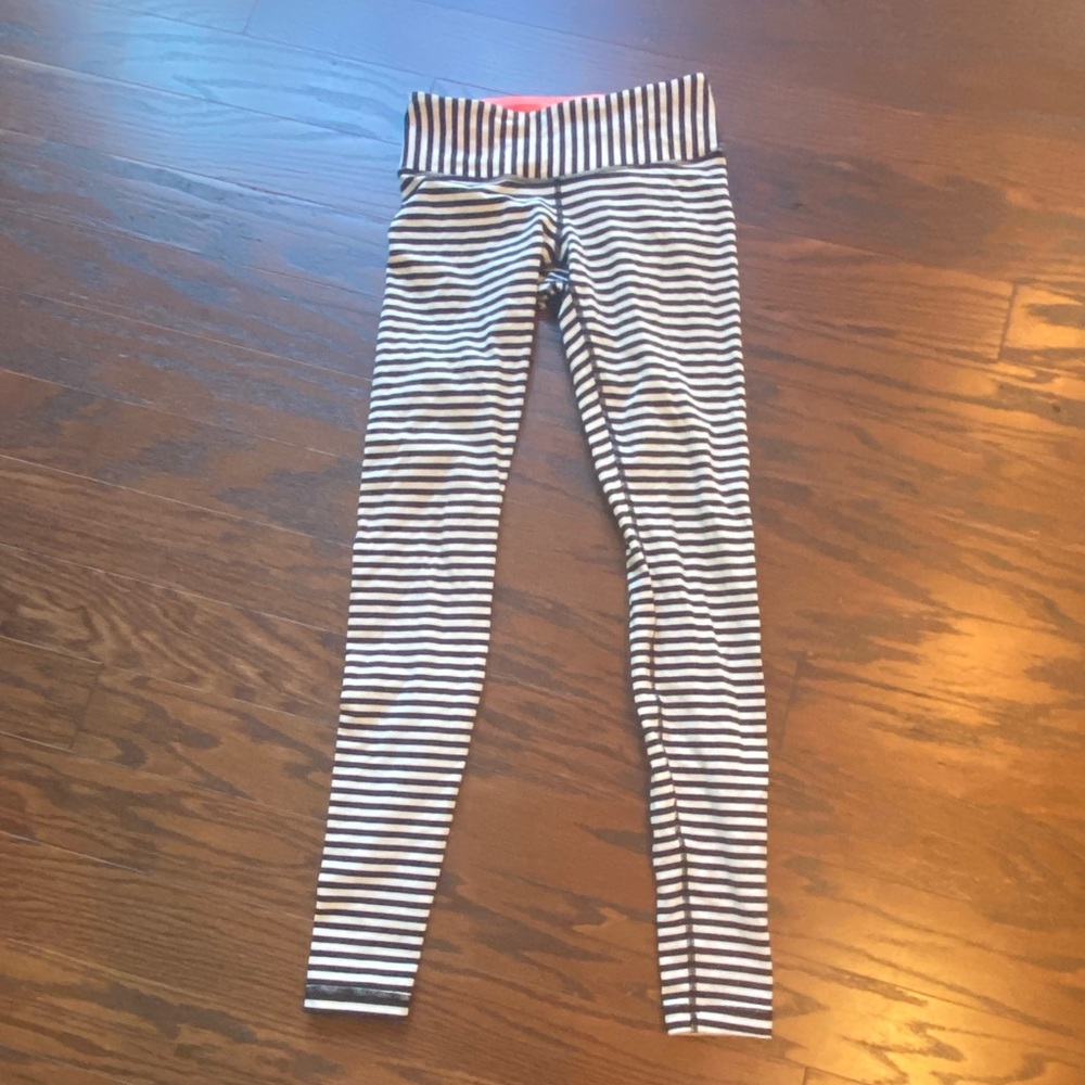 Black and white striped Lululemon leggings